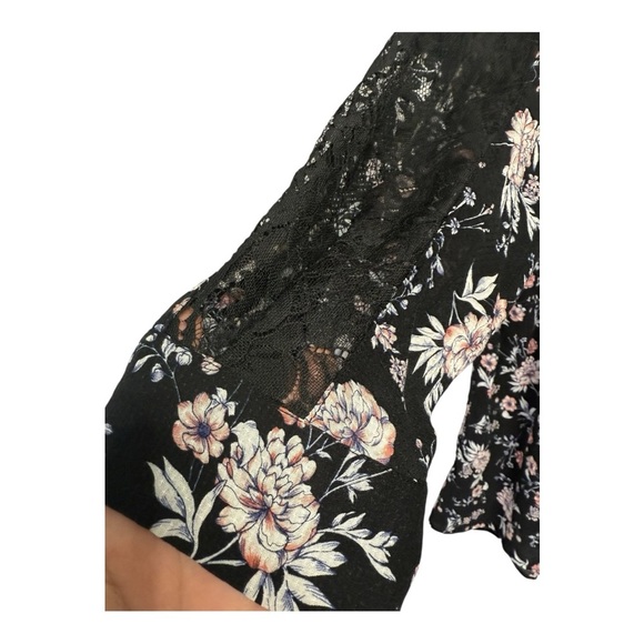 Torrid Lexi Lace Hi Lo Babydoll Tunic Black Pink Floral Button Front Size 2 2X - Picture 4 of 14